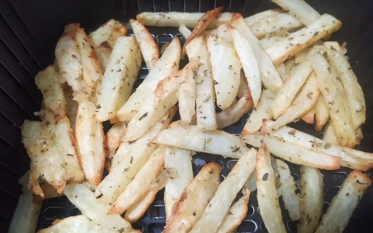 batata frita crocante com maizena na airfryer