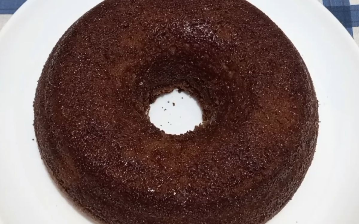 Bolo de Chocolate Fofinho na Airfryer